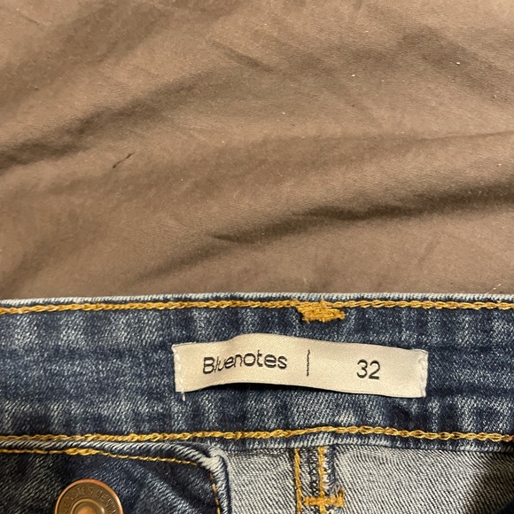 High wasted blue ripped shorts - Picture 4 of 4